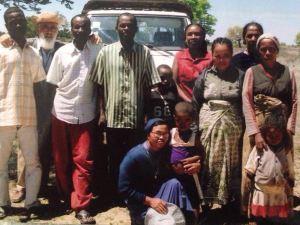 Dirigentes de FMF y cristianos que se organizan para ayudar a su pueblo